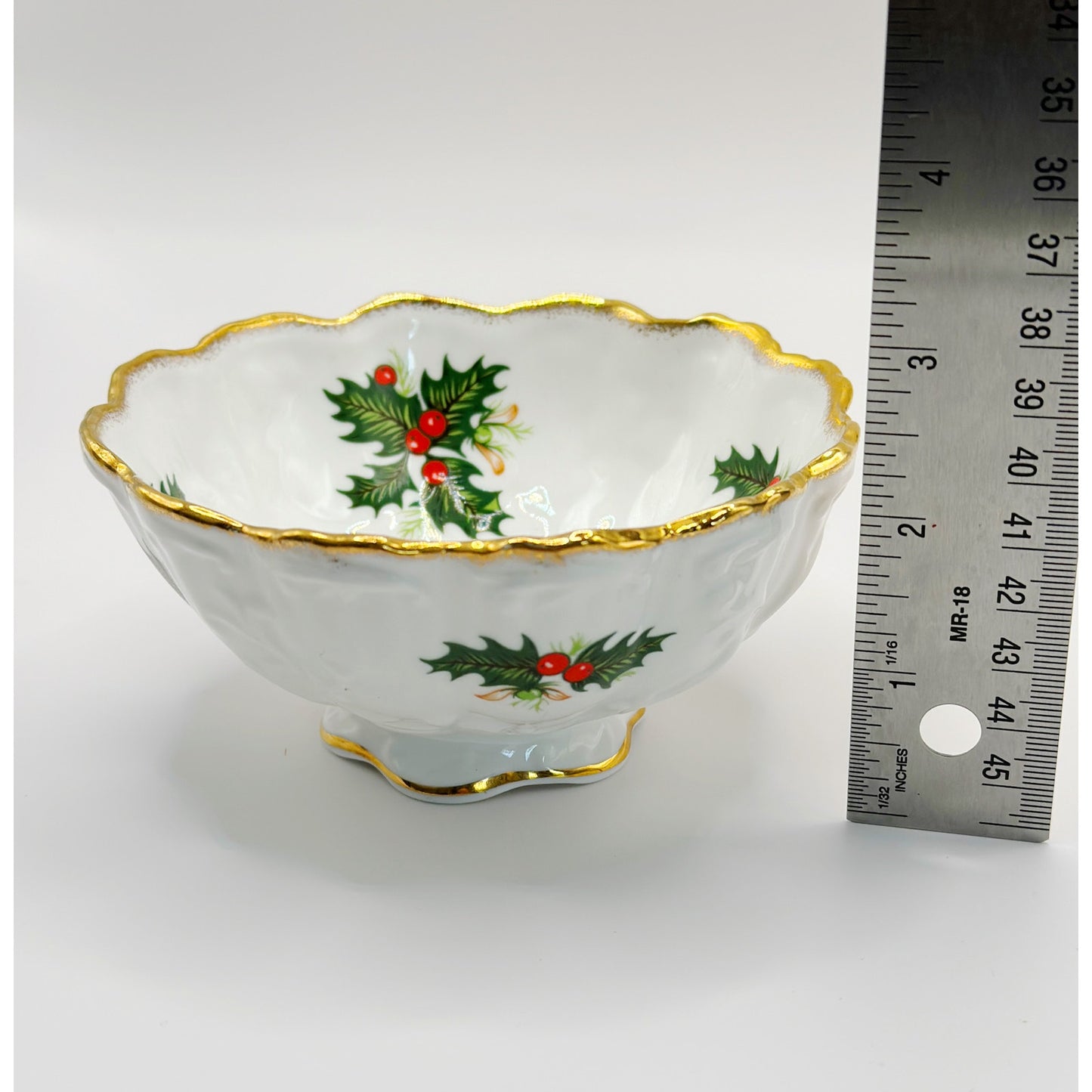 Scalloped Candy Bowl w Holly & Berries - Queen's Bone China - Rosina Yuletide