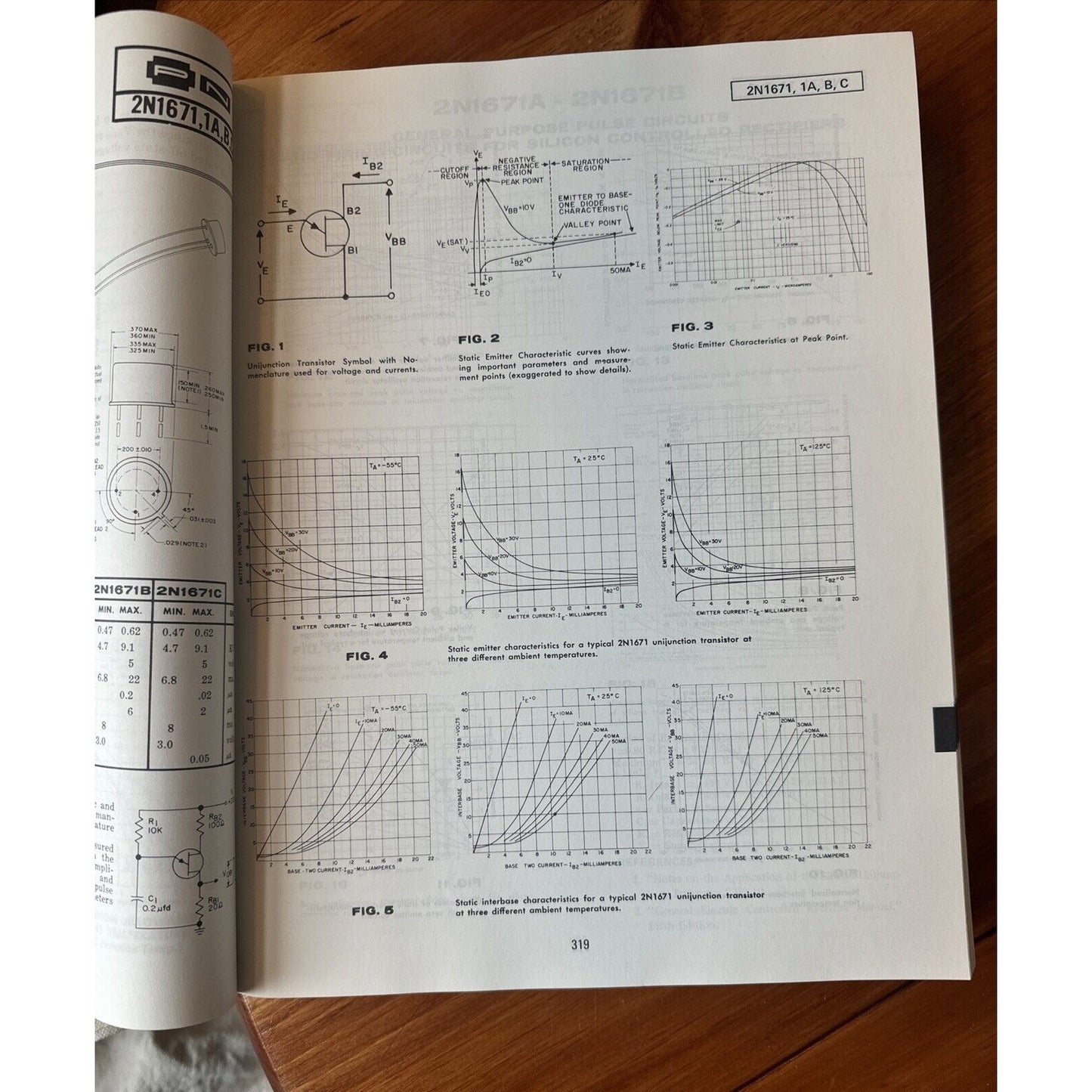 Vintage GE Semiconductor Handbook - 1977 Third Edition Softcover