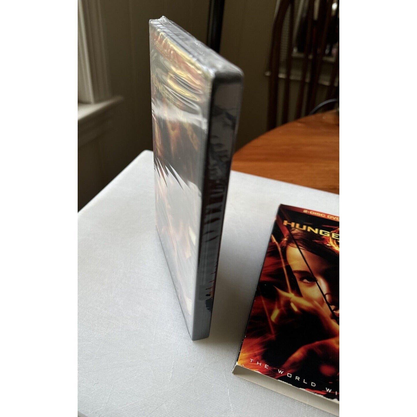 The Hunger Games DVD 2012 - Factory Sealed w original slipcover - Ultraviolet